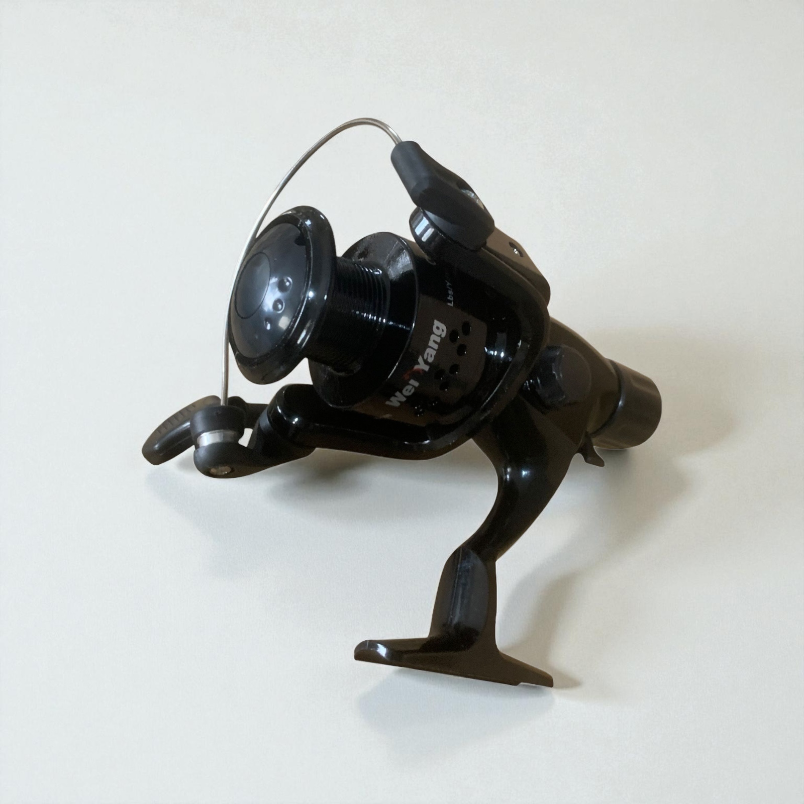 Carrete de Pesca Plástico CB240 | Qiaoxiang