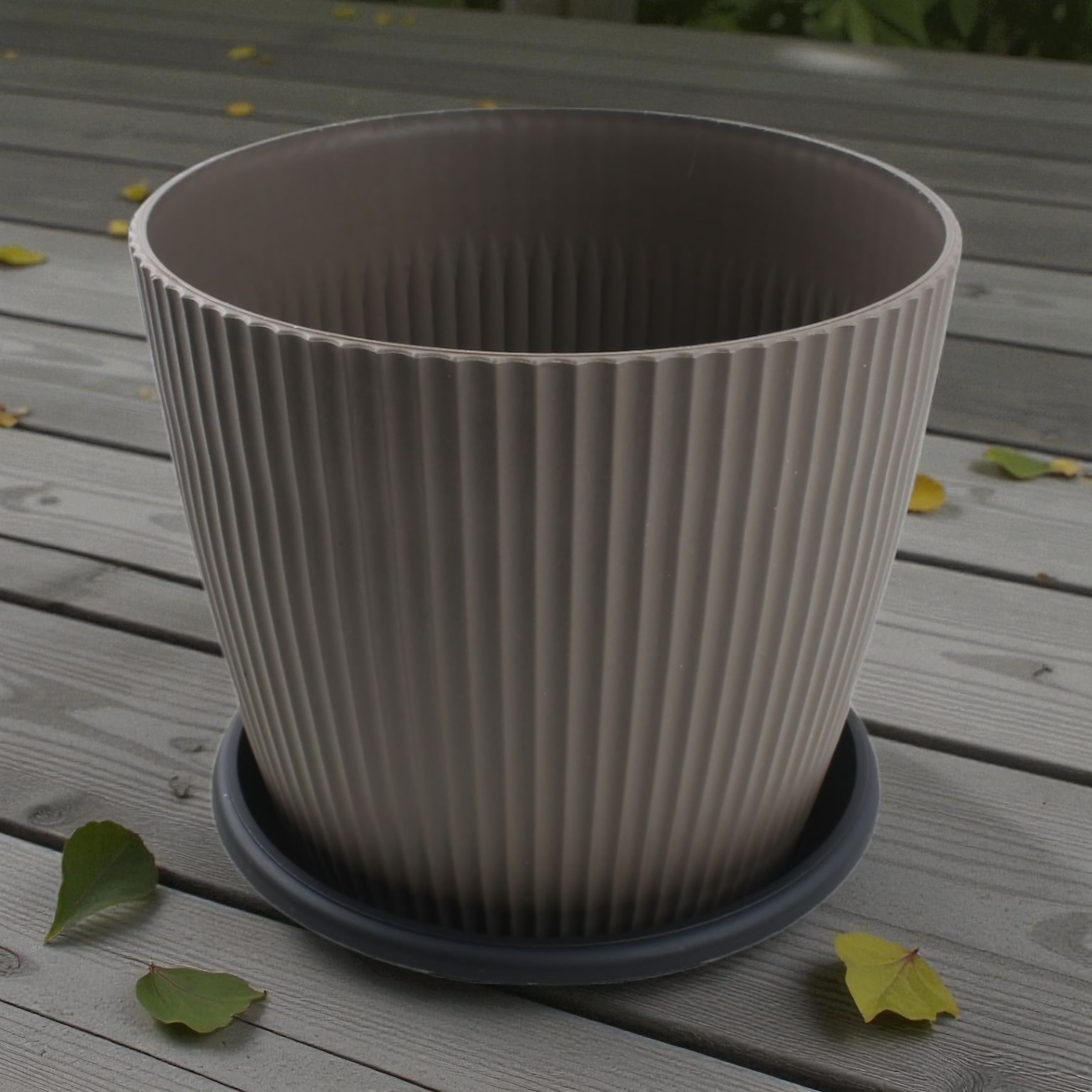 Macetero plástico AW-230C 22.3×19.8 cm